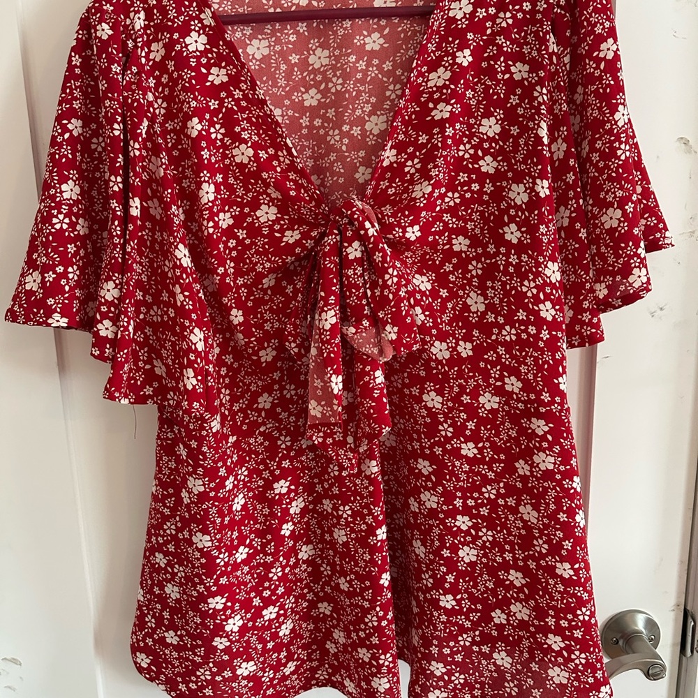 BloomChic Red and White Floral Blouse